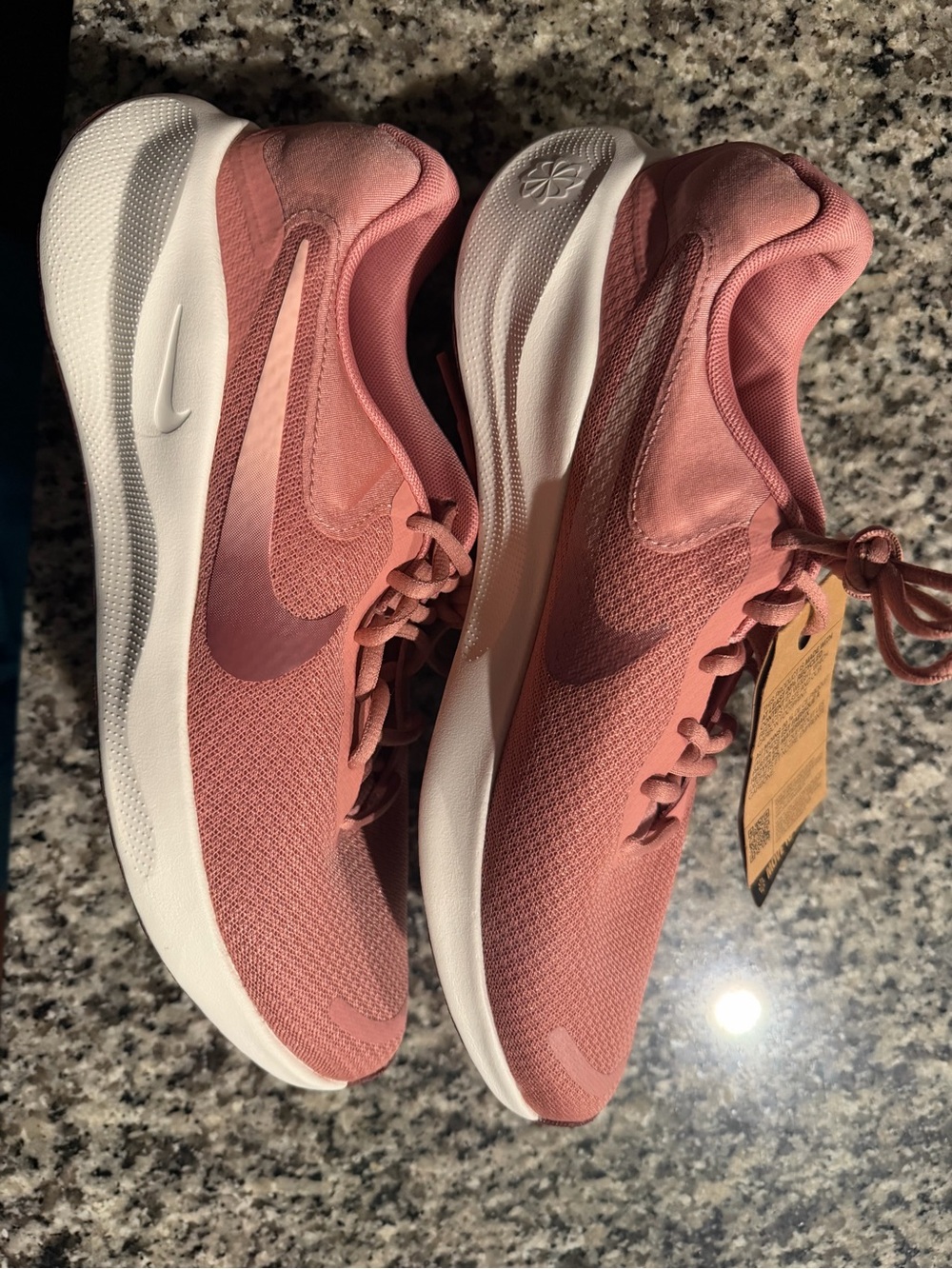 Nike New Women’s Dusty Rose Knit Lace-Up Sneakers Size 10 - Picture 2 of 6